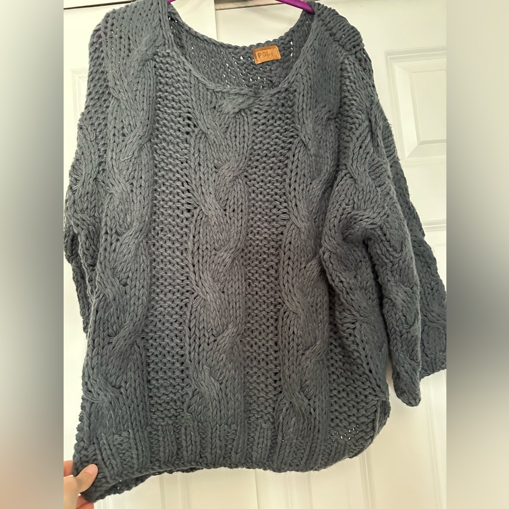 POL oversized Cable knit sweater size m NWOT